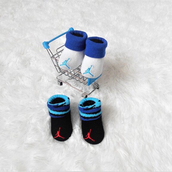 Nike Jordan Infant Booties 2 Pack Baby Newborn 0-6 Mo Blue Stripes - Picture 9 of 14